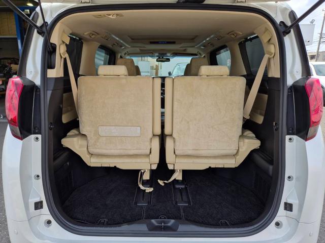 TOYOTA ALPHARD 2.5G