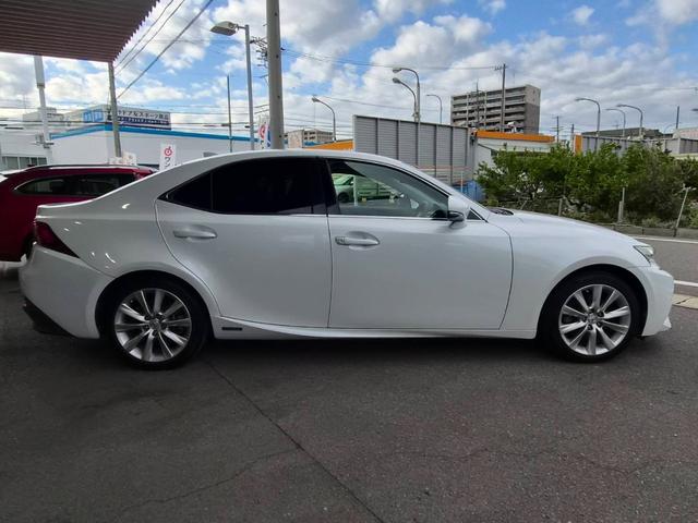 LEXUS IS IS300H