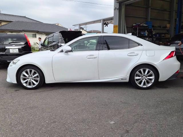 LEXUS IS IS300H