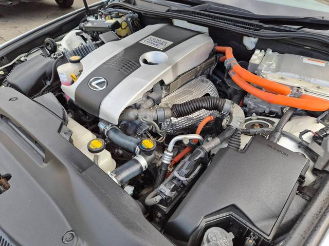 LEXUS IS IS300H