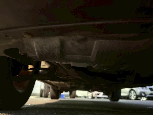 エクストレイル ２０Ｘ　エマージェンシーブレーキパッケージ　禁煙車　メーカー７インチナビ　フルセグＴＶ　Ｂカメラ　コーナセンサー　シートヒーター　衝突被害軽減ブレーキ　電動格納ミラー　横滑り軽減　リアクーラー　スマートキー　ＥＣＯモード　オートハイビーム（53枚目）