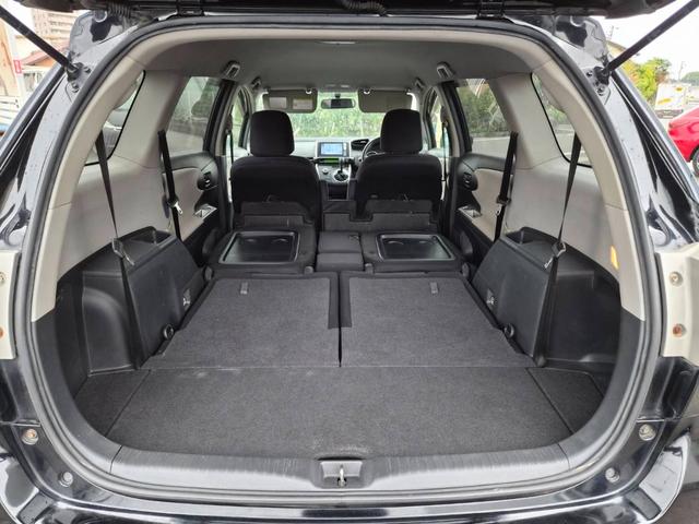 ウィッシュ １．８Ｓ　純正ナビ　地デジ　バックカメラ　ＥＴＣ　横滑り防止装置　３列７人乗り　スマートキー＆プッシュスタート　オートエアコン　フロントフォグランプ　社外ＡＷ１７インチ　イモビライザー　ユーザー買取車両（27枚目）