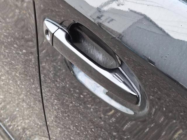 ウィッシュ １．８Ｓ　純正ナビ　地デジ　バックカメラ　ＥＴＣ　横滑り防止装置　３列７人乗り　スマートキー＆プッシュスタート　オートエアコン　フロントフォグランプ　社外ＡＷ１７インチ　イモビライザー　ユーザー買取車両（44枚目）