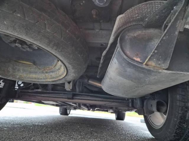 ウィッシュ １．８Ｓ　純正ナビ　地デジ　バックカメラ　ＥＴＣ　横滑り防止装置　３列７人乗り　スマートキー＆プッシュスタート　オートエアコン　フロントフォグランプ　社外ＡＷ１７インチ　イモビライザー　ユーザー買取車両（55枚目）