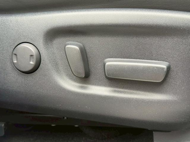 ハリアーハイブリッド プログレス サンルーフ TRDフルエアロ メーカーナビTV パノラミックビュー JBLサウンド ドライブレコーダー ETC プリクラッシュ レーンキープアシスト パワーバックドア パワーシート 4WD(10枚目)