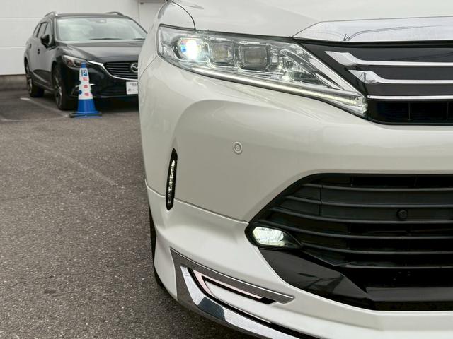 ハリアー プログレス　サンルーフ　モデリスタエアロ　メーカーナビＴＶ　パノラミックビュー　ＪＢＬサウンド　ドライブレコーダー　ＥＴＣ　プリクラッシュセーフティ　レーンキープ　パワーバックドア　クリアランスソナー　買取車両（49枚目）