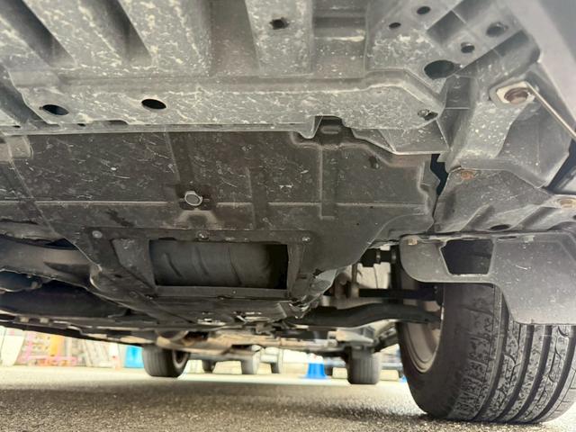 ハリアー プログレス　サンルーフ　モデリスタエアロ　メーカーナビＴＶ　パノラミックビュー　ＪＢＬサウンド　ドライブレコーダー　ＥＴＣ　プリクラッシュセーフティ　レーンキープ　パワーバックドア　クリアランスソナー　買取車両（64枚目）