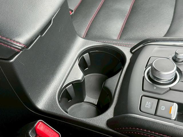 ＣＸ－５ ＸＤ　スポーツアピアランス　１０．２５型マツダコネクトナビＴＶ　３６０度ビューモニター　ＥＴＣ　本革　シートヒーター　シートメモリー　ステアリングヒーター　ＢＳＭ　ＨＵＤ　ワイヤレス充電　デジタルインナーミラー　スマートブレーキ（36枚目）