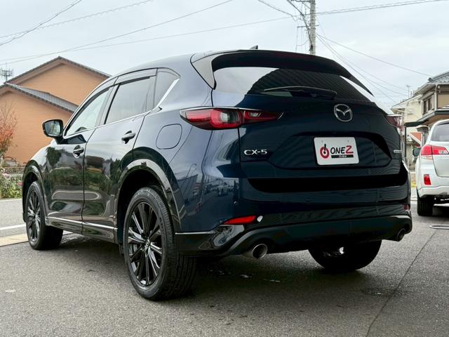 ＣＸ－５ ＸＤ　スポーツアピアランス　１０．２５型マツダコネクトナビＴＶ　３６０度ビューモニター　ＥＴＣ　本革　シートヒーター　シートメモリー　ステアリングヒーター　ＢＳＭ　ＨＵＤ　ワイヤレス充電　デジタルインナーミラー　スマートブレーキ（48枚目）