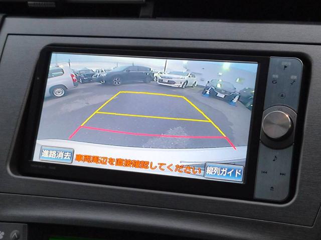 プリウス Ｓ　後期モデル　純正ＨＤＤナビ　ＣＤＤＶＤ再生可　バックカメラ　フロントカメラ　ＥＴＣ　スマートキー　イモビライザー　ステアリングリモコン　フォグランプ　ユーザー買取（7枚目）
