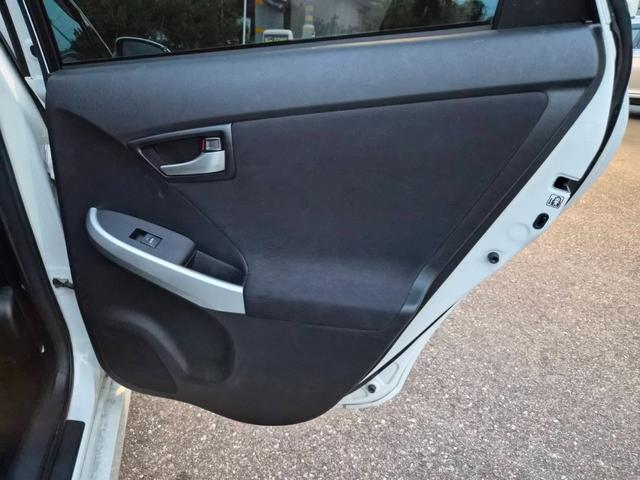 プリウス Ｓ　後期モデル　純正ＨＤＤナビ　ＣＤＤＶＤ再生可　バックカメラ　フロントカメラ　ＥＴＣ　スマートキー　イモビライザー　ステアリングリモコン　フォグランプ　ユーザー買取（20枚目）