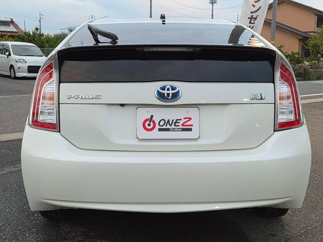 プリウス Ｓ　後期モデル　純正ＨＤＤナビ　ＣＤＤＶＤ再生可　バックカメラ　フロントカメラ　ＥＴＣ　スマートキー　イモビライザー　ステアリングリモコン　フォグランプ　ユーザー買取（41枚目）