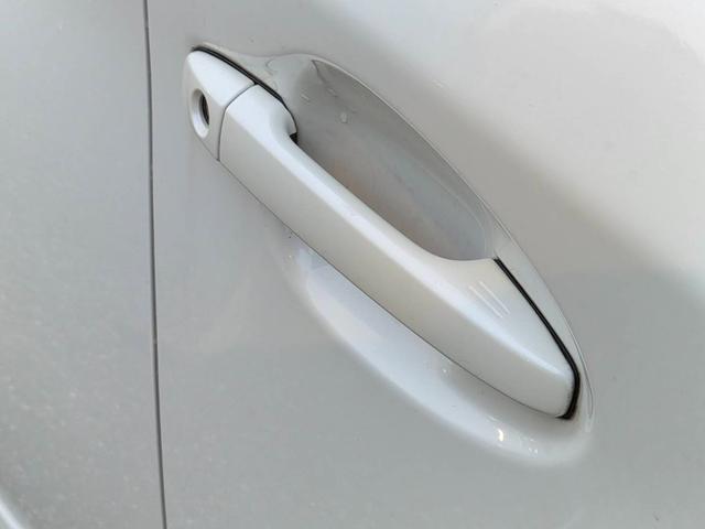 プリウス Ｓ　後期モデル　純正ＨＤＤナビ　ＣＤＤＶＤ再生可　バックカメラ　フロントカメラ　ＥＴＣ　スマートキー　イモビライザー　ステアリングリモコン　フォグランプ　ユーザー買取（45枚目）