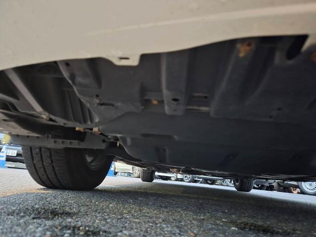 プリウス Ｓ　後期モデル　純正ＨＤＤナビ　ＣＤＤＶＤ再生可　バックカメラ　フロントカメラ　ＥＴＣ　スマートキー　イモビライザー　ステアリングリモコン　フォグランプ　ユーザー買取（53枚目）