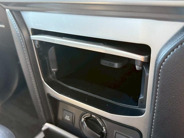 ランドクルーザープラド 　サンルーフ　リフトアップ　Ｍ／Ｔタイヤ（ＹＯＫＯＨＡＭＡ２０２５年製）　アルパイン９型ナビＴＶ　バックカメラ　前後ドライブレコーダー　ＥＴＣ　本革　ベンチレーション　クリアランスソナー　プリクラッシュ（35枚目）