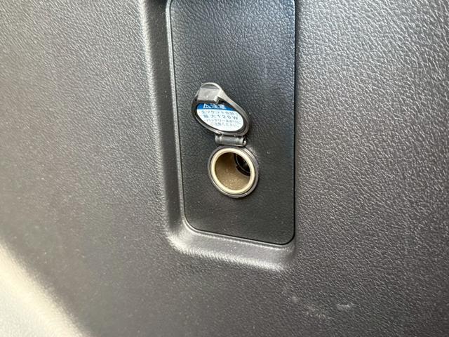 ランドクルーザープラド 　サンルーフ　リフトアップ　Ｍ／Ｔタイヤ（ＹＯＫＯＨＡＭＡ２０２５年製）　アルパイン９型ナビＴＶ　バックカメラ　前後ドライブレコーダー　ＥＴＣ　本革　ベンチレーション　クリアランスソナー　プリクラッシュ（38枚目）