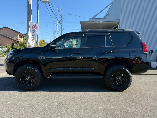 ランドクルーザープラド 　サンルーフ　リフトアップ　Ｍ／Ｔタイヤ（ＹＯＫＯＨＡＭＡ２０２５年製）　アルパイン９型ナビＴＶ　バックカメラ　前後ドライブレコーダー　ＥＴＣ　本革　ベンチレーション　クリアランスソナー　プリクラッシュ（44枚目）