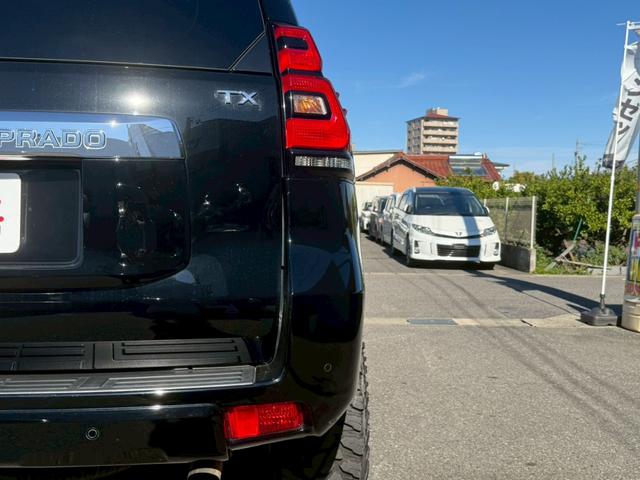 ランドクルーザープラド 　サンルーフ　リフトアップ　Ｍ／Ｔタイヤ（ＹＯＫＯＨＡＭＡ２０２５年製）　アルパイン９型ナビＴＶ　バックカメラ　前後ドライブレコーダー　ＥＴＣ　本革　ベンチレーション　クリアランスソナー　プリクラッシュ（51枚目）