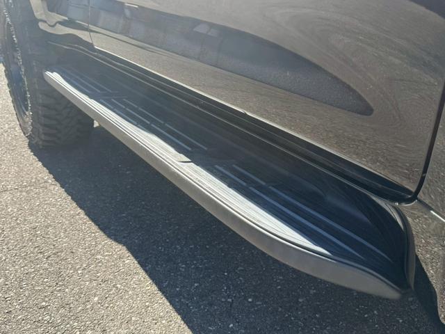 ランドクルーザープラド 　サンルーフ　リフトアップ　Ｍ／Ｔタイヤ（ＹＯＫＯＨＡＭＡ２０２５年製）　アルパイン９型ナビＴＶ　バックカメラ　前後ドライブレコーダー　ＥＴＣ　本革　ベンチレーション　クリアランスソナー　プリクラッシュ（53枚目）