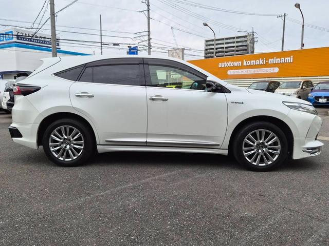 ハリアーハイブリッド プログレス　メタル　アンド　レザーパッケージ　ＴＲＤエアロ　サンルーフ　純正９型ナビＴＶ　パノラミックビュー　ＪＢＬサウンド　ＥＴＣ　茶革　シートヒーター　ベンチレーション　パワーシート　パワーバックドア　クリアランスソナー　セーフティセンス（45枚目）