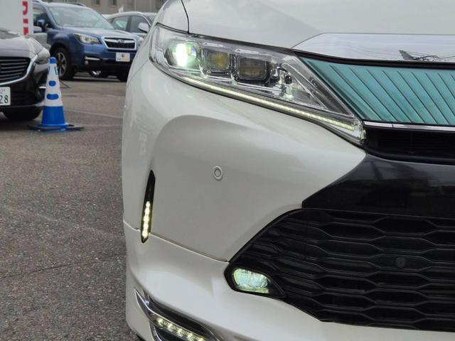 ハリアーハイブリッド プログレス　メタル　アンド　レザーパッケージ　ＴＲＤエアロ　サンルーフ　純正９型ナビＴＶ　パノラミックビュー　ＪＢＬサウンド　ＥＴＣ　茶革　シートヒーター　ベンチレーション　パワーシート　パワーバックドア　クリアランスソナー　セーフティセンス（50枚目）