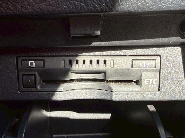 アルファード 2.5S Cパッケージ サンルーフ モデリスタエアロ 10型ナビTV 12.1型フリップダウンモニター デジタルインナーミラー バックカメラ CDDVD再生可 両側パワースライド シートヒーター ベンチレーション BSM(11枚目)