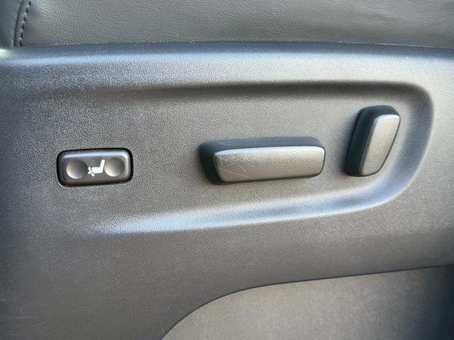 アルファード 2.5S Cパッケージ サンルーフ モデリスタエアロ 10型ナビTV 12.1型フリップダウンモニター デジタルインナーミラー バックカメラ CDDVD再生可 両側パワースライド シートヒーター ベンチレーション BSM(15枚目)