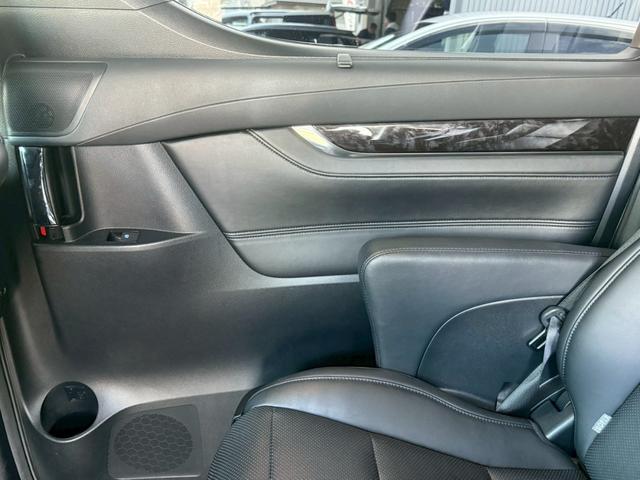 アルファード 2.5S Cパッケージ サンルーフ モデリスタエアロ 10型ナビTV 12.1型フリップダウンモニター デジタルインナーミラー バックカメラ CDDVD再生可 両側パワースライド シートヒーター ベンチレーション BSM(27枚目)