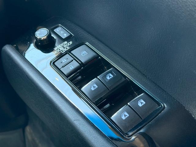 ヴェルファイア ２．５Ｚ　Ｇエディション　ワンオーナー　サンルーフ　アルパインＢＩＧＸ　バックカメラ　ドライブレコーダー　ＥＴＣ　両側パワースライドドア　パワーシート　シートメモリー　ステアリングヒーター　クリアランスソナー　ユーザー買取（38枚目）