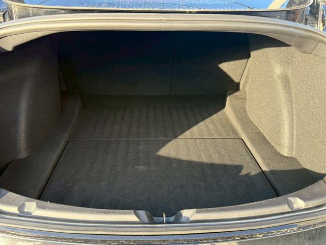 【ラゲッジルーム】ご覧の通りの広々ラゲッジは日常使いに最適。