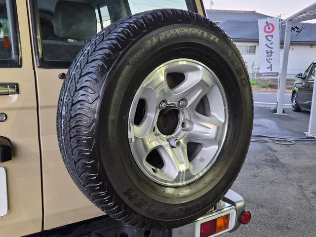 ランドクルーザー７０ バン　ＢＦグッドリッチＡ／Ｔタイヤ（２６５／７０Ｒ１６）　純正ナビＴＶ　ドライブレコーダー　ＥＴＣ　社外１６インチホイール　キーレスエントリー　イモビライザー　サイドバイザー　フォグランプ　３０周年記念（41枚目）