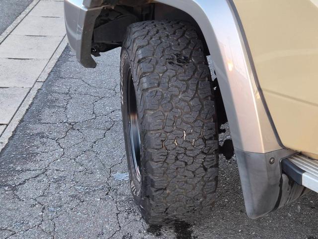 ランドクルーザー７０ バン　ＢＦグッドリッチＡ／Ｔタイヤ（２６５／７０Ｒ１６）　純正ナビＴＶ　ドライブレコーダー　ＥＴＣ　社外１６インチホイール　キーレスエントリー　イモビライザー　サイドバイザー　フォグランプ　３０周年記念（52枚目）