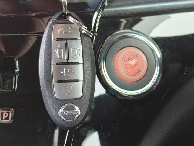 エルグランド ２５０ハイウェイスタープレミアム　純正１０型ナビＴＶ　フリップダウンモニター　アラウンドビューモニター　ＥＴＣ　両側パワースライドドア　パワーバックドア　レザーシート　シートヒーター　衝突軽減　レーダークルーズ（14枚目）