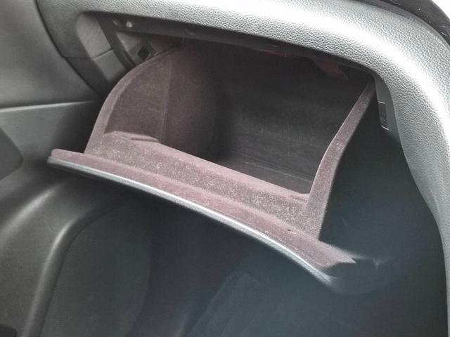 エルグランド ２５０ハイウェイスタープレミアム　純正１０型ナビＴＶ　フリップダウンモニター　アラウンドビューモニター　ＥＴＣ　両側パワースライドドア　パワーバックドア　レザーシート　シートヒーター　衝突軽減　レーダークルーズ（30枚目）