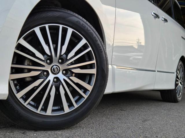 エルグランド ２５０ハイウェイスタープレミアム　純正１０型ナビＴＶ　フリップダウンモニター　アラウンドビューモニター　ＥＴＣ　両側パワースライドドア　パワーバックドア　レザーシート　シートヒーター　衝突軽減　レーダークルーズ（56枚目）