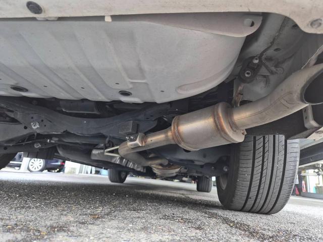 エルグランド ２５０ハイウェイスタープレミアム　純正１０型ナビＴＶ　フリップダウンモニター　アラウンドビューモニター　ＥＴＣ　両側パワースライドドア　パワーバックドア　レザーシート　シートヒーター　衝突軽減　レーダークルーズ（59枚目）