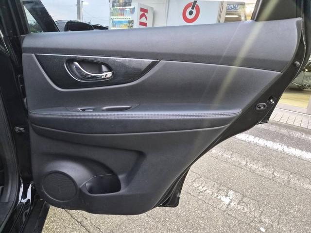 エクストレイル ２０Ｘ　３列７人乗り　地デジコネクトナビ　アラウンドビューモニター　ビルトインＥＴＣ　クルーズコントロール　シートヒーター　ミラーヒーター　ヒルディセントコントロール　フォグランプ　ルーフレール　４ＷＤ（26枚目）