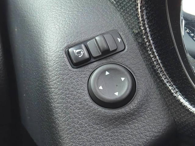 エクストレイル ２０Ｘ　３列７人乗り　地デジコネクトナビ　アラウンドビューモニター　ビルトインＥＴＣ　クルーズコントロール　シートヒーター　ミラーヒーター　ヒルディセントコントロール　フォグランプ　ルーフレール　４ＷＤ（34枚目）