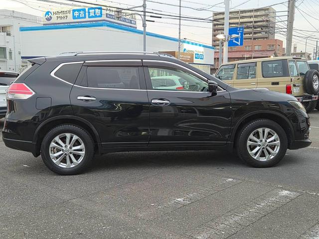 エクストレイル ２０Ｘ　３列７人乗り　地デジコネクトナビ　アラウンドビューモニター　ビルトインＥＴＣ　クルーズコントロール　シートヒーター　ミラーヒーター　ヒルディセントコントロール　フォグランプ　ルーフレール　４ＷＤ（39枚目）