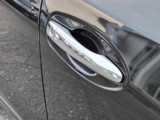 エクストレイル ２０Ｘ　３列７人乗り　地デジコネクトナビ　アラウンドビューモニター　ビルトインＥＴＣ　クルーズコントロール　シートヒーター　ミラーヒーター　ヒルディセントコントロール　フォグランプ　ルーフレール　４ＷＤ（46枚目）