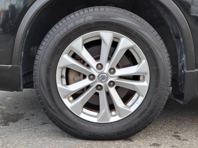 エクストレイル ２０Ｘ　３列７人乗り　地デジコネクトナビ　アラウンドビューモニター　ビルトインＥＴＣ　クルーズコントロール　シートヒーター　ミラーヒーター　ヒルディセントコントロール　フォグランプ　ルーフレール　４ＷＤ（50枚目）