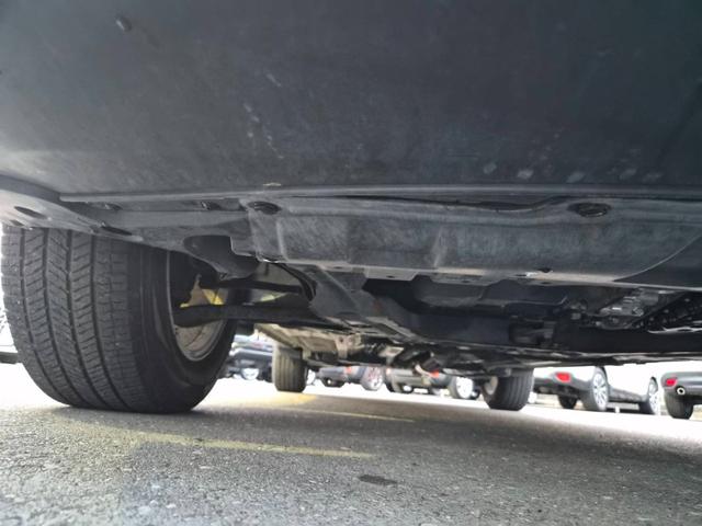 エクストレイル ２０Ｘ　３列７人乗り　地デジコネクトナビ　アラウンドビューモニター　ビルトインＥＴＣ　クルーズコントロール　シートヒーター　ミラーヒーター　ヒルディセントコントロール　フォグランプ　ルーフレール　４ＷＤ（59枚目）