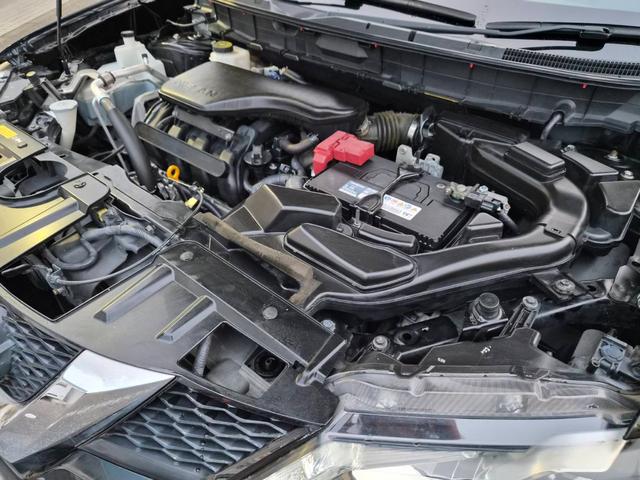 エクストレイル ２０Ｘ　３列７人乗り　地デジコネクトナビ　アラウンドビューモニター　ビルトインＥＴＣ　クルーズコントロール　シートヒーター　ミラーヒーター　ヒルディセントコントロール　フォグランプ　ルーフレール　４ＷＤ（62枚目）