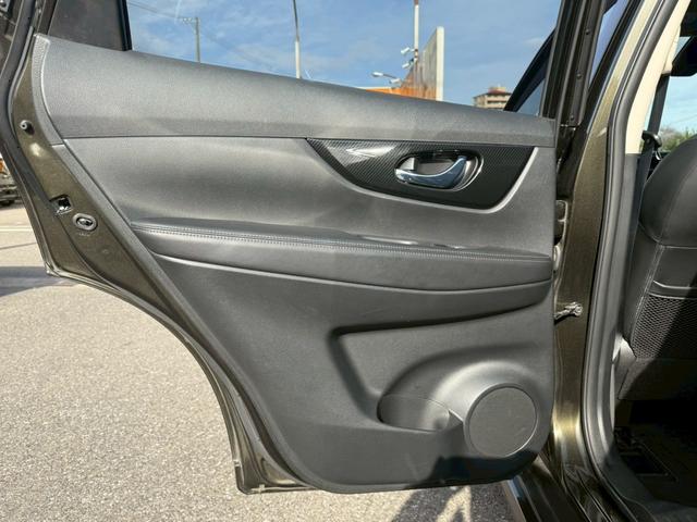 エクストレイル ２０Ｘ　エクストリーマーＸ　純正９型ナビＴＶ　アラウンドビューモニター　インテリジェントミラー　ドライブレコーダー　ＥＴＣ　パワーバックドア　衝突軽減　レーンキープ　クリアランスソナー　ＬＥＤヘッドランプ　フォグランプ　４ＷＤ（21枚目）