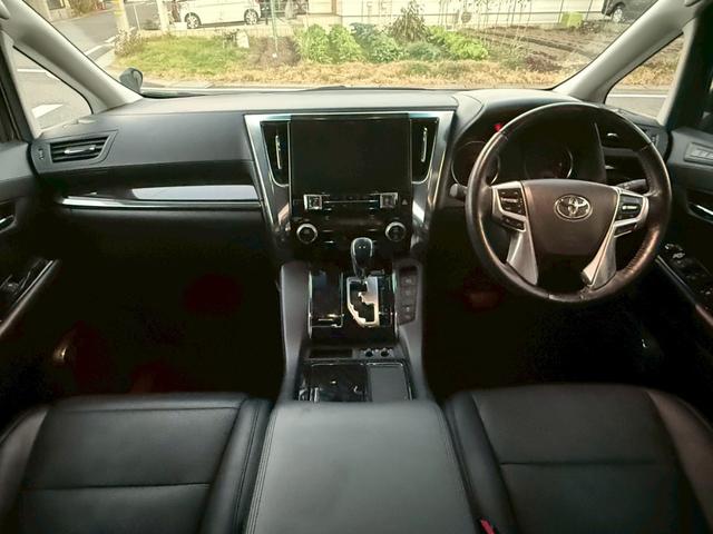 アルファード ２．５Ｓ　Ｃパッケージ　モデリスタエアロ　サンルーフ　アルパイン１１型ナビＴＶ　アルパイン１２．８型後席モニター　ＥＴＣ　両側パワースライドドア　ベンチレーション　セーフティセンス　パワーバックドア　３眼ＬＥＤ（5枚目）