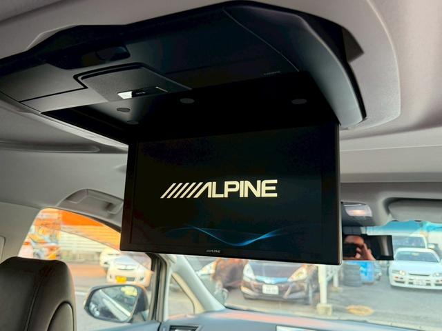 アルファード ２．５Ｓ　Ｃパッケージ　モデリスタエアロ　サンルーフ　アルパイン１１型ナビＴＶ　アルパイン１２．８型後席モニター　ＥＴＣ　両側パワースライドドア　ベンチレーション　セーフティセンス　パワーバックドア　３眼ＬＥＤ（9枚目）