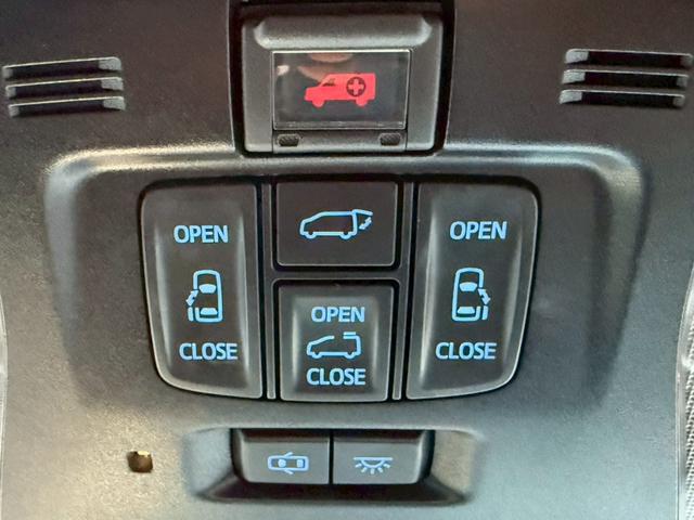 アルファード ２．５Ｓ　Ｃパッケージ　モデリスタエアロ　サンルーフ　アルパイン１１型ナビＴＶ　アルパイン１２．８型後席モニター　ＥＴＣ　両側パワースライドドア　ベンチレーション　セーフティセンス　パワーバックドア　３眼ＬＥＤ（11枚目）