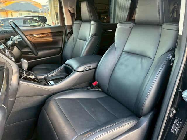 アルファード ２．５Ｓ　Ｃパッケージ　モデリスタエアロ　サンルーフ　アルパイン１１型ナビＴＶ　アルパイン１２．８型後席モニター　ＥＴＣ　両側パワースライドドア　ベンチレーション　セーフティセンス　パワーバックドア　３眼ＬＥＤ（16枚目）