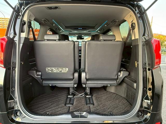 アルファード ２．５Ｓ　Ｃパッケージ　モデリスタエアロ　サンルーフ　アルパイン１１型ナビＴＶ　アルパイン１２．８型後席モニター　ＥＴＣ　両側パワースライドドア　ベンチレーション　セーフティセンス　パワーバックドア　３眼ＬＥＤ（20枚目）