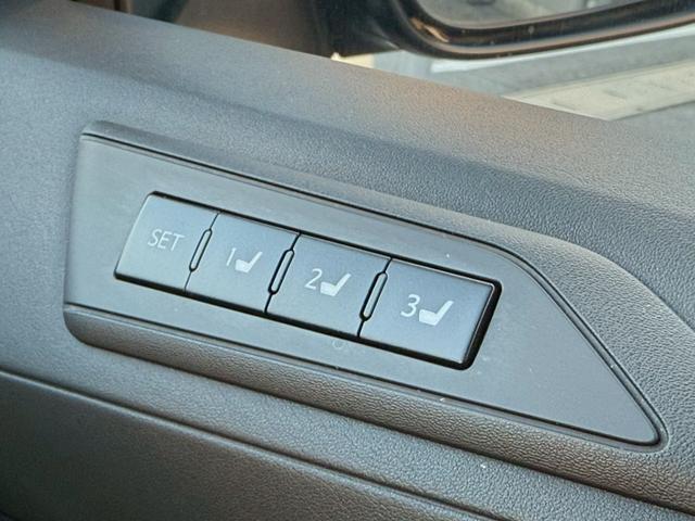 アルファード ２．５Ｓ　Ｃパッケージ　モデリスタエアロ　サンルーフ　アルパイン１１型ナビＴＶ　アルパイン１２．８型後席モニター　ＥＴＣ　両側パワースライドドア　ベンチレーション　セーフティセンス　パワーバックドア　３眼ＬＥＤ（33枚目）